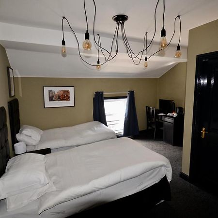 The Wrens Hotel Leeds  Bagian luar foto